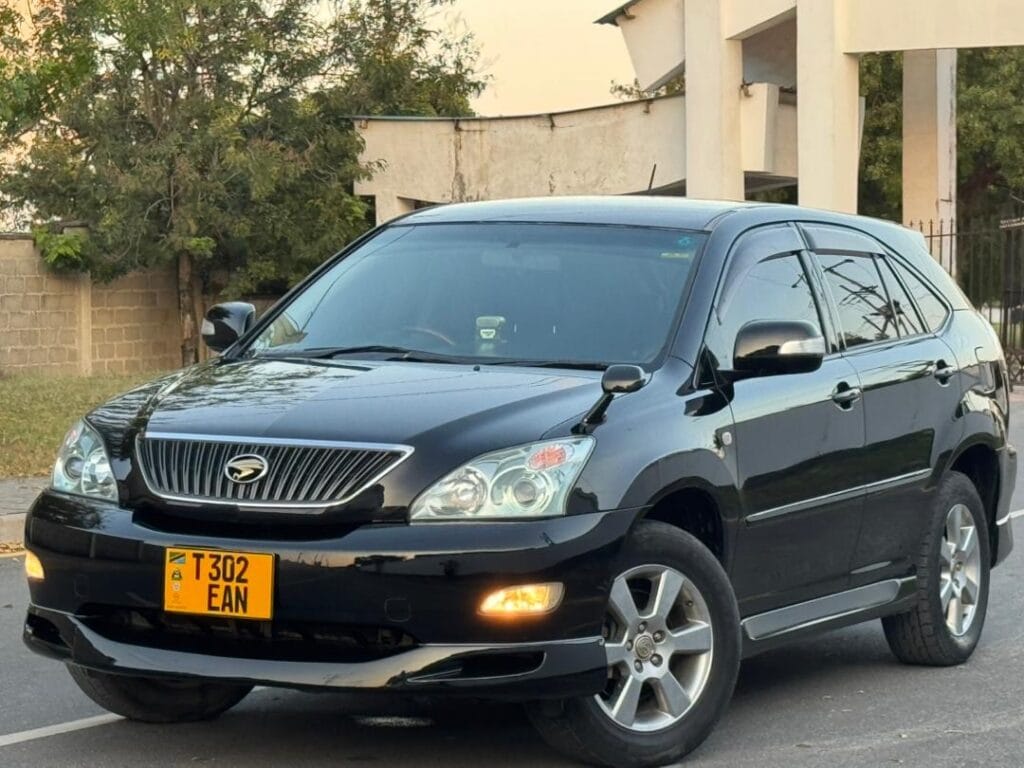 Price Toyota Harrier 2006 for Sale in Dar es salaam