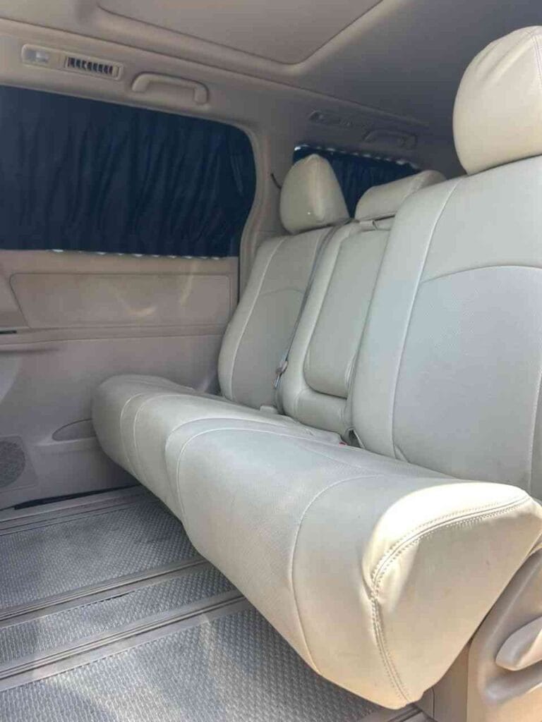 Magari Velfire 2010 lipo Dar es salaam