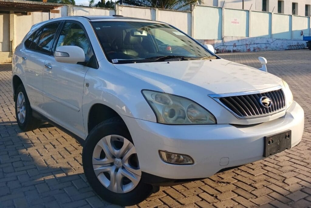 Magari Harrier 2009 lipo Dar es salaam