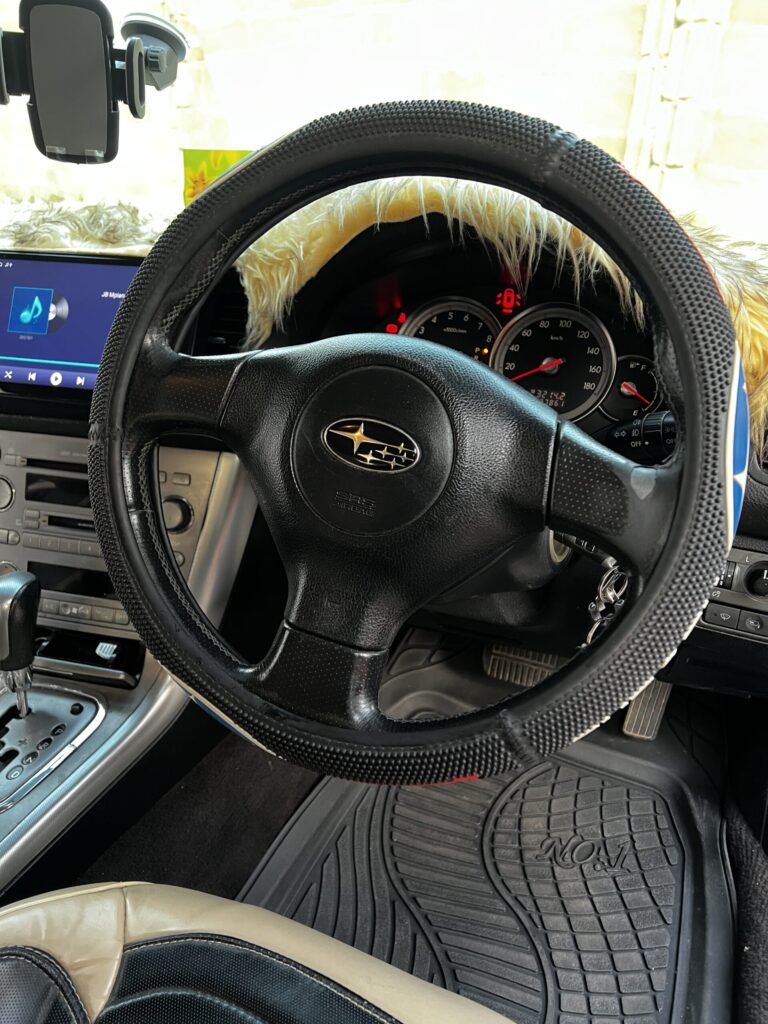 Magari Sokoni Subaru Legacy ya Bei Poa 2003