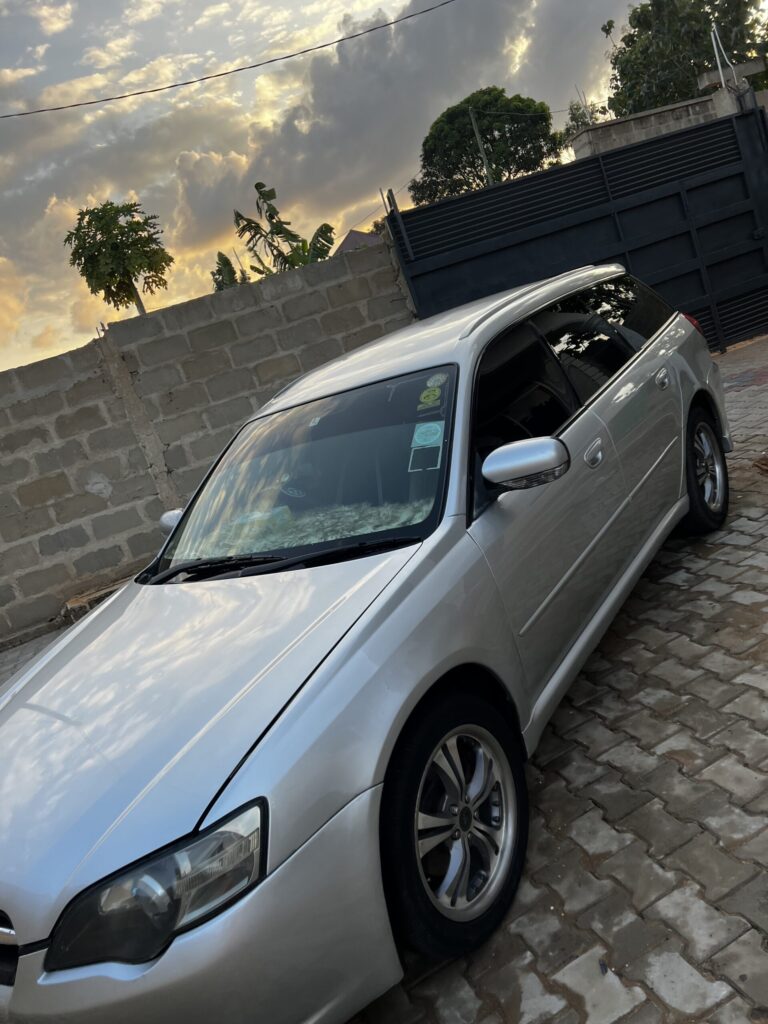 Subaru Legacy bei poa sokoni Dar es salaam Tanzania