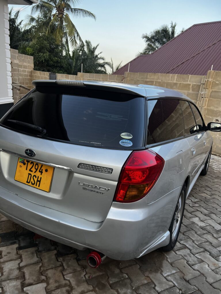 Magari Sokoni Subaru Legacy ya Bei Poa 2003
