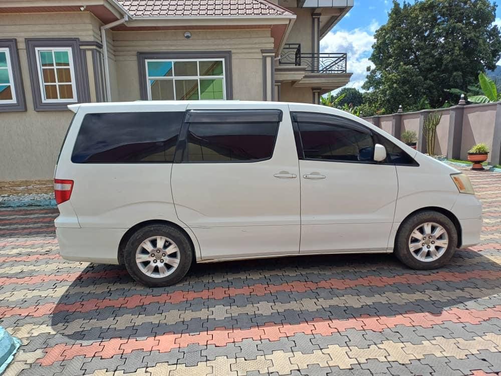 Price Of Toyota Alphard 2005 for Sale in Tanzania
