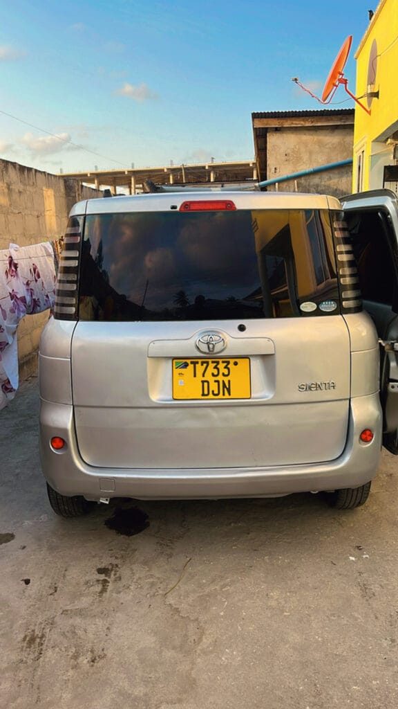 Price Of Toyota Sienta 2005 for Sale in Tanzania