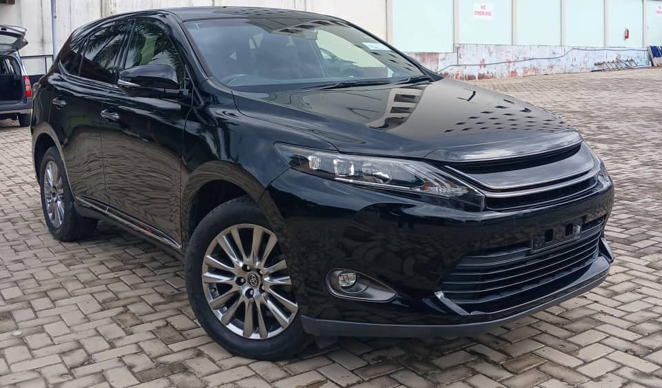 Magari Used Toyota Harrier 2014 Dar es salaam Tanzania