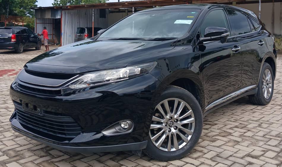 Toyota Harrier 2014 Inauzwa Dar es salaam Tanzania