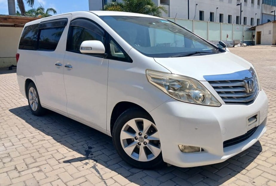 Toyota Alphard 2008 Inauzwa Dar es salaam Tanzania
