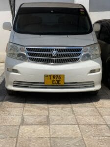 Used Toyota Alphard 2005 for Sale in Dar es salaam