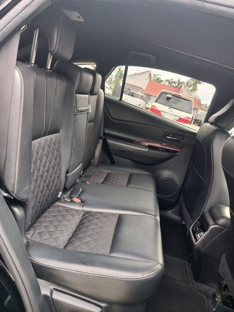 Bei ya Toyota Harrier 2014 Sokoni Dar es salaam Tanzania