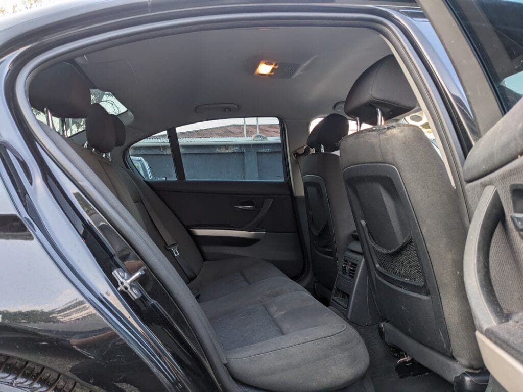 Used BMW 3 Series 2010 for Sale in Dar es salaam