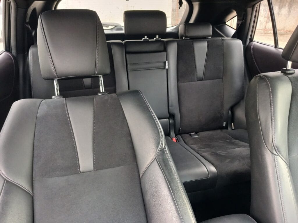 Price Of Toyota Harrier 2015 for Sale in Tanzania