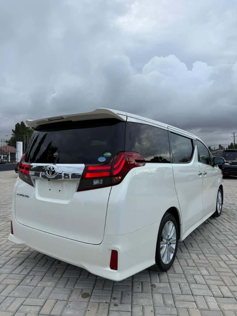 Price Of Toyota Alphard 2016 for Sale in Tanzania