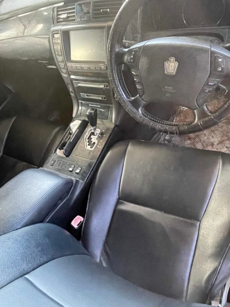 Price Of Toyota Crown 2004 for Sale in Tanzania