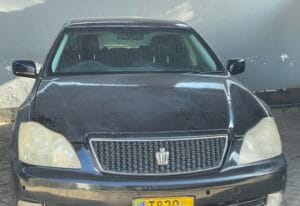 Used Toyota Crown 2004 for Sale in Dar es salaam