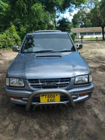 Price of Used Isuzu KB 2005 for Sale in Dar es salaam Tanzania