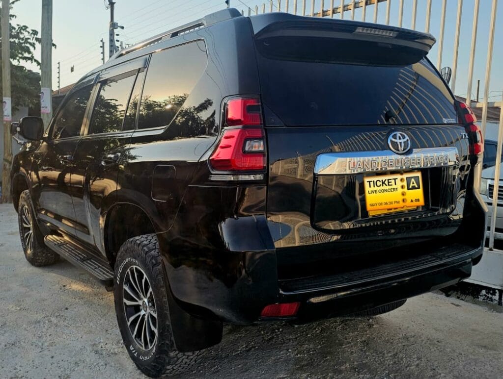 Price Toyota Land Cruiser Prado 2018 for Sale in Dar es salaam