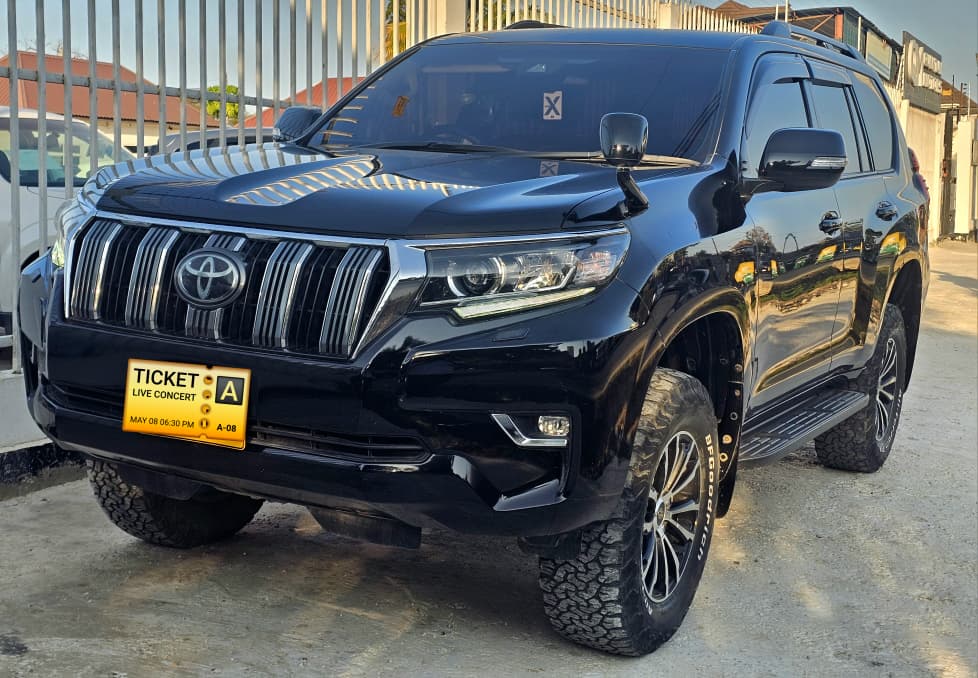 Used Toyota Land Cruiser Prado 2018 for Sale in Dar es salaam