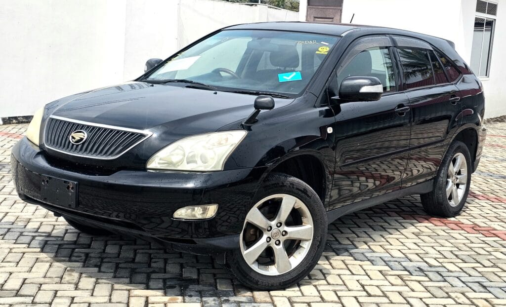 Used Toyota Harrier 2005 for Sale in Dar es salaam