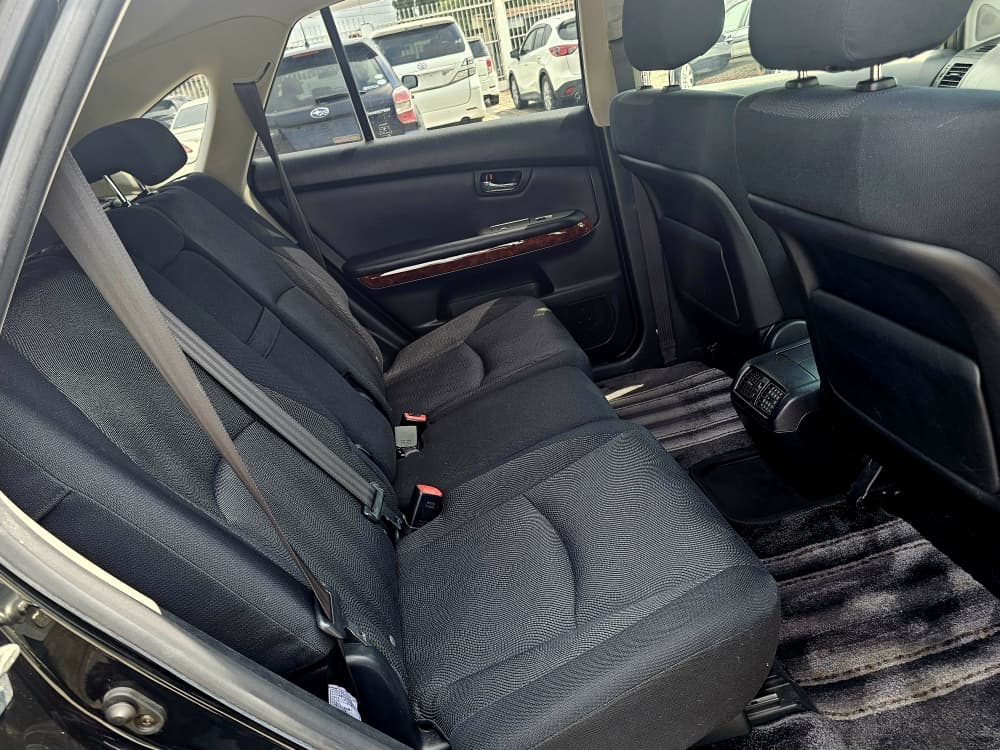 Price Toyota Harrier 2005 for Sale in Dar es salaam