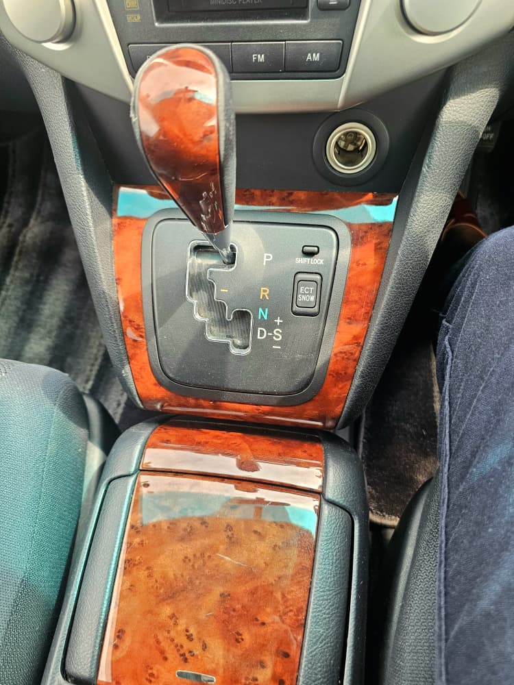 Used Toyota Harrier 2005 for Sale in Dar es salaam