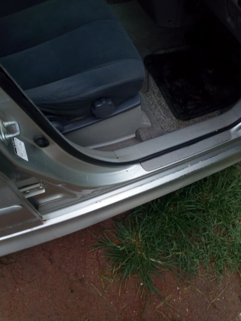 Magari Sokoni Toyota Nadia ya Bei Poa 2003