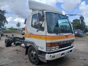 Used Mitsubishi Fuso 2000 for Sale in Dar es salaam