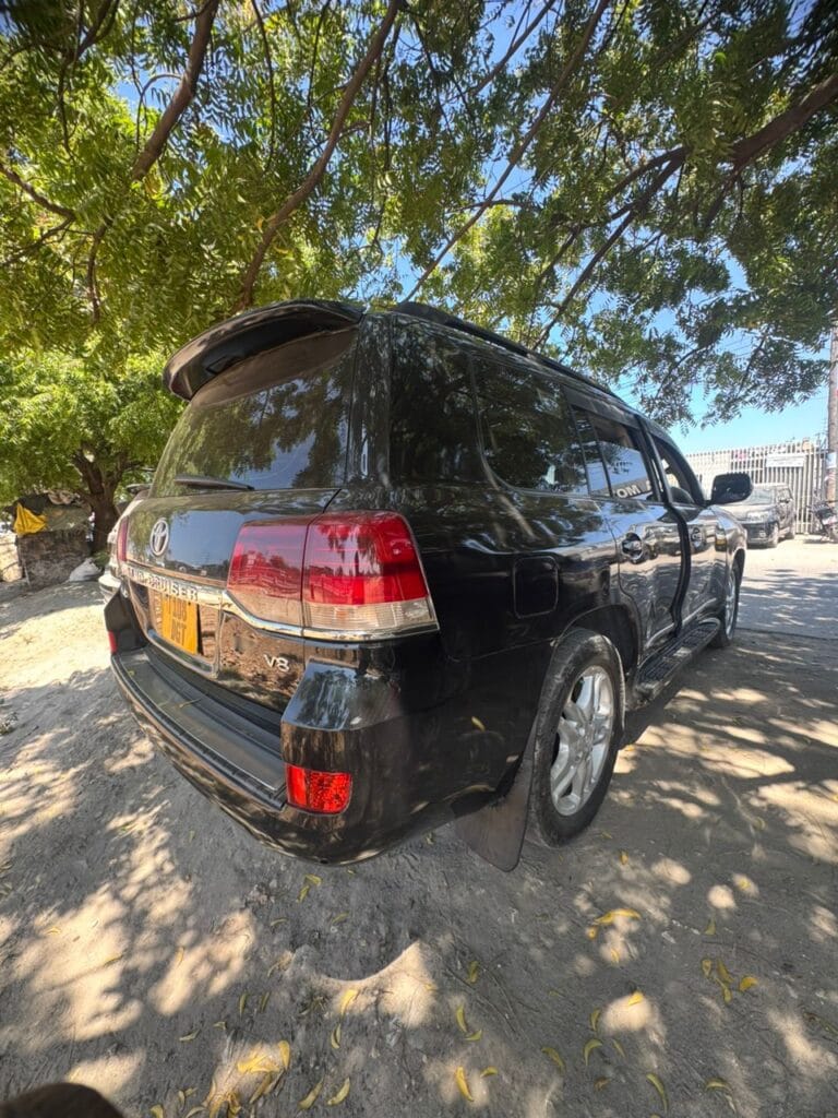 Price Of Toyota Land Cruiser V8 2012 for Sale in Tanzania