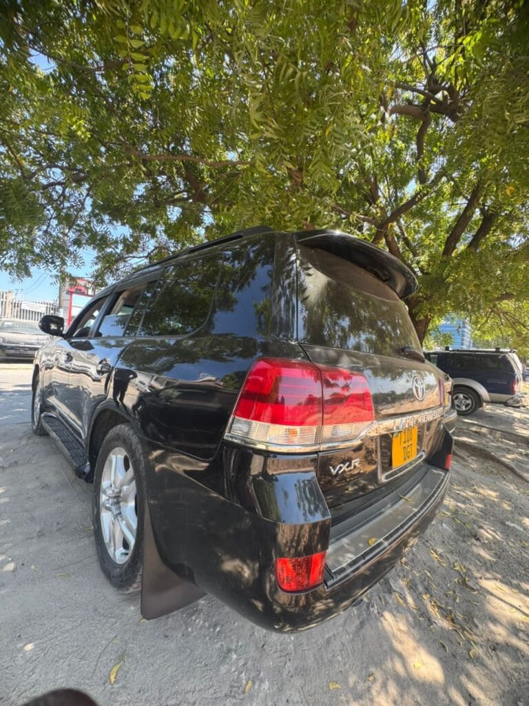 Buy Toyota Land Cruiser V8 2012 for Sale in Dar es salaam