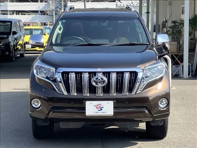 Magari Land Cruiser Prado 2016 lipo Dar es salaam