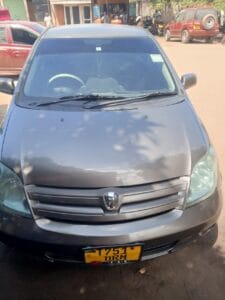 Bei ya Toyota IST 2004 Sokoni Dar es salaam Tanzania