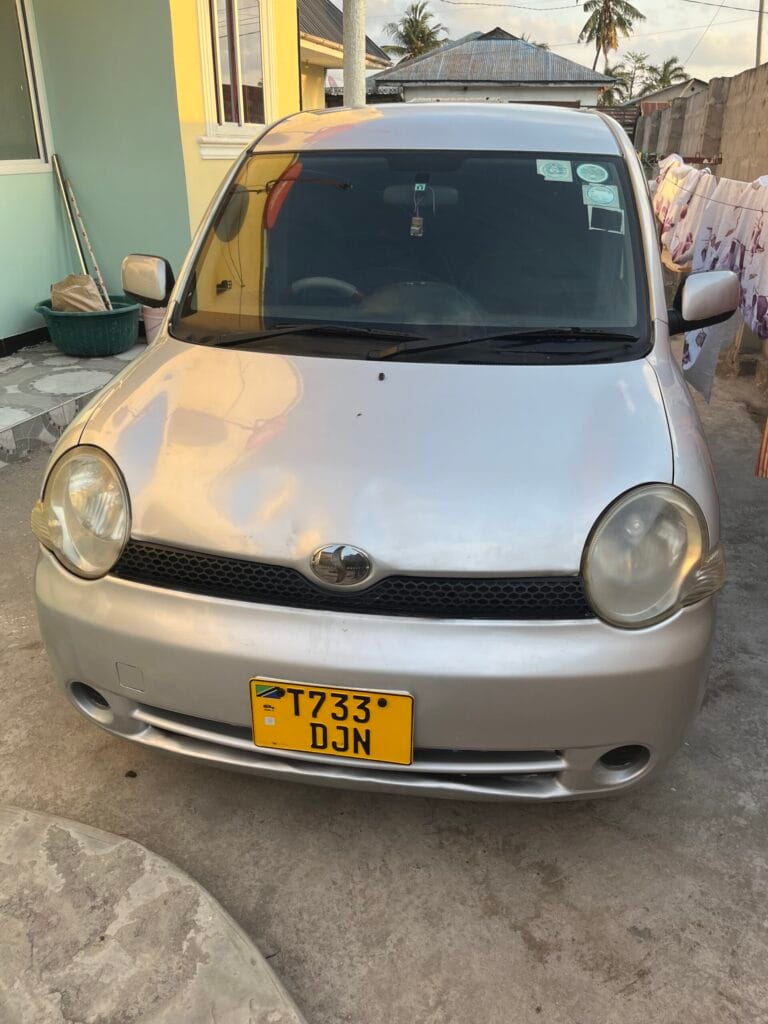 Buy Toyota Sienta 2005 for Sale in Dar es salaam