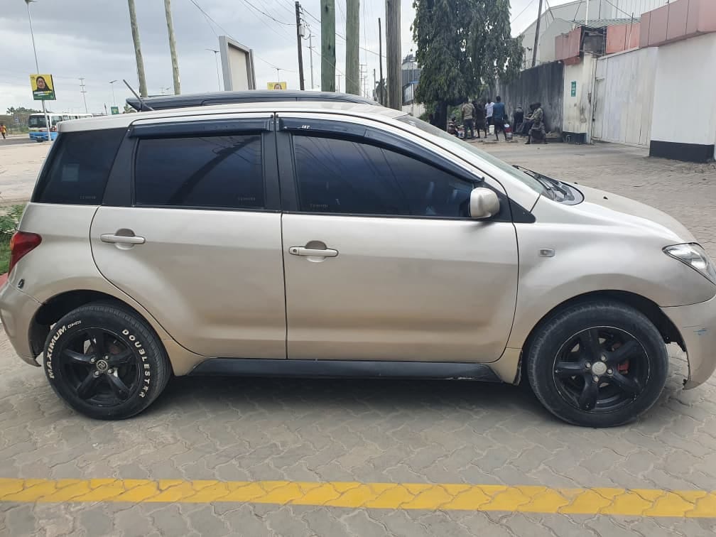 Buy Toyota IST 2003 for Sale in Dar es salaam