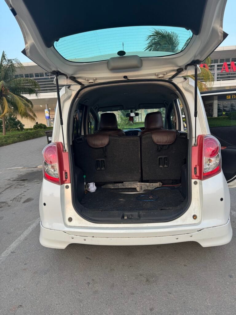 Toyota Ractis 2010 Inauzwa Zanzibar Tanzania