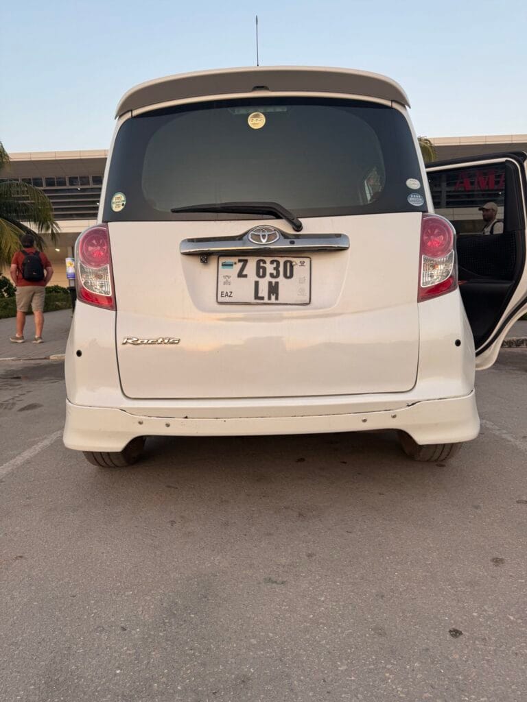 Bei ya Toyota Ractis 2010 Sokoni Zanzibar Tanzania