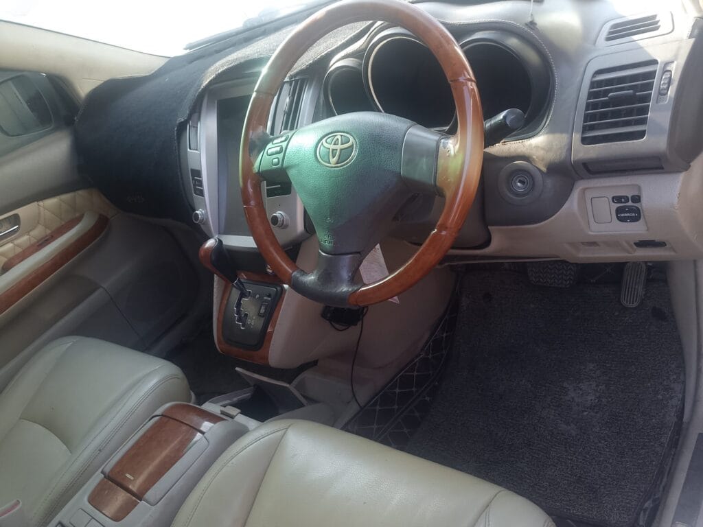 Bei ya Toyota Harrier 2009 Sokoni Dar es salaam Tanzania