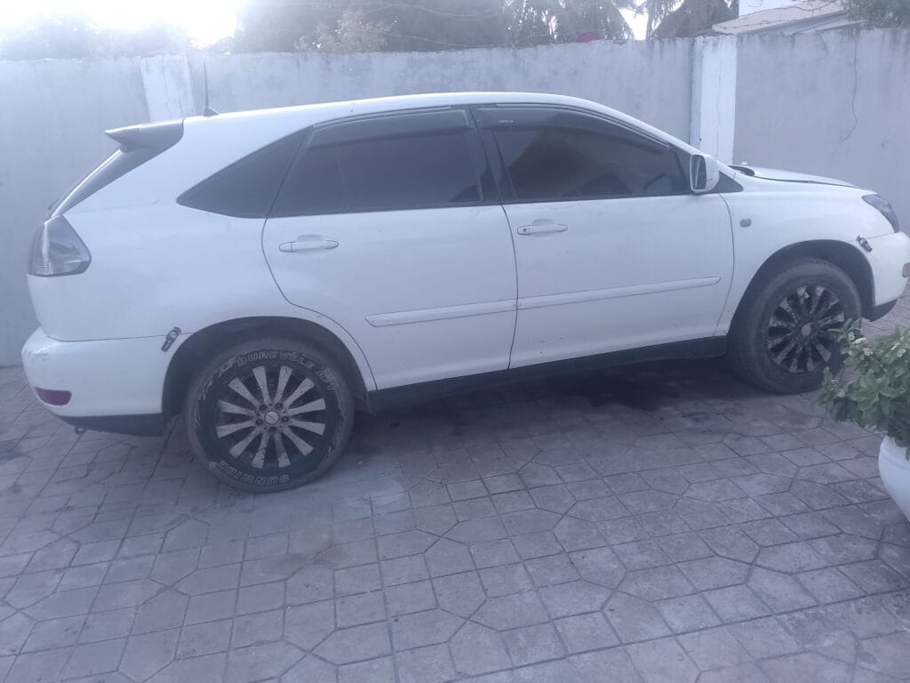 Magari Used Toyota Harrier 2009 Dar es salaam Tanzania
