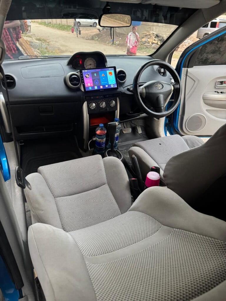 Bei ya Toyota IST 2004 Sokoni Dar es salaam Tanzania