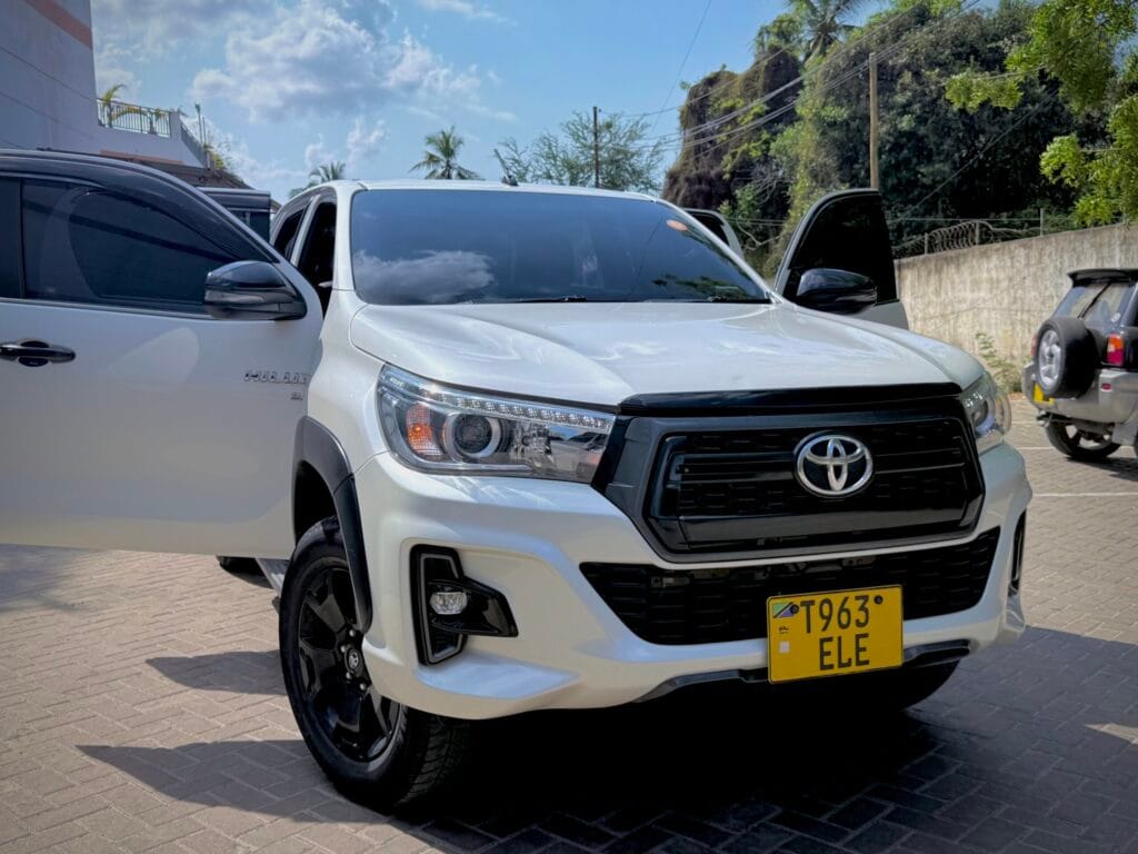 Magari Used Toyota Hilux 2020 Dar es salaam Tanzania