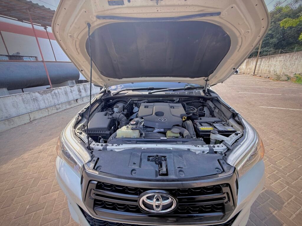 Magari Hilux 2020 lipo Dar es salaam