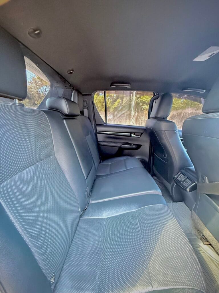 Magari Sokoni Toyota Hilux ya Bei Poa 2020