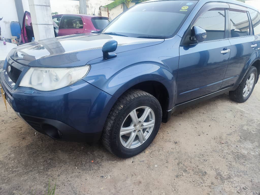 Magari Sokoni Subaru Forester ya Bei Poa 2017