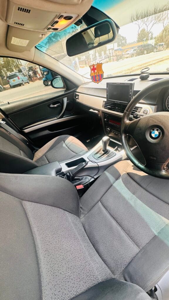 Magari Sokoni BMW 3 Series ya Bei Poa 2007
