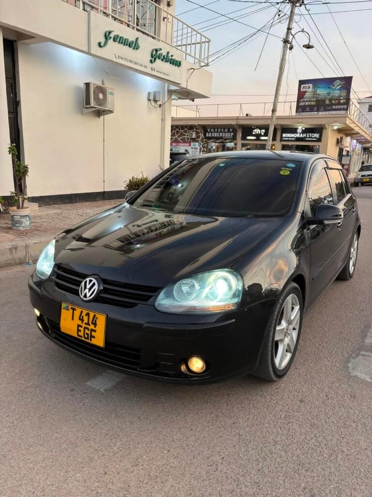 Volkswagen Golf 2007 Inauzwa Dodoma Tanzania