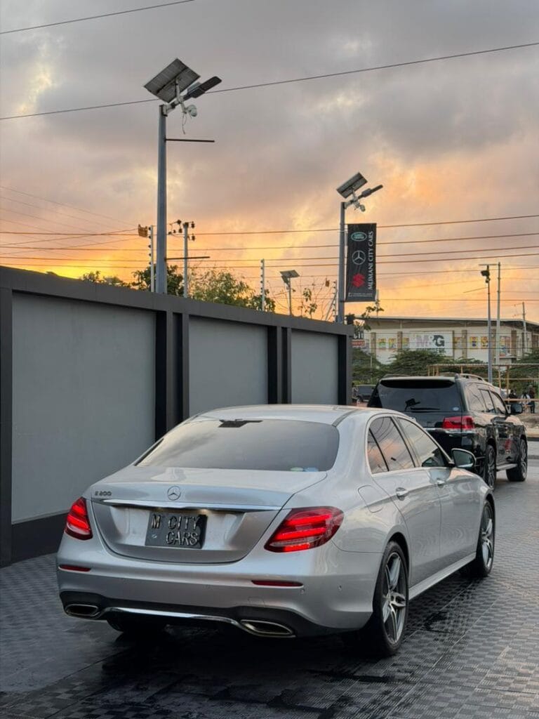Benz E-Class 2016 for Sale in Dar es salaam