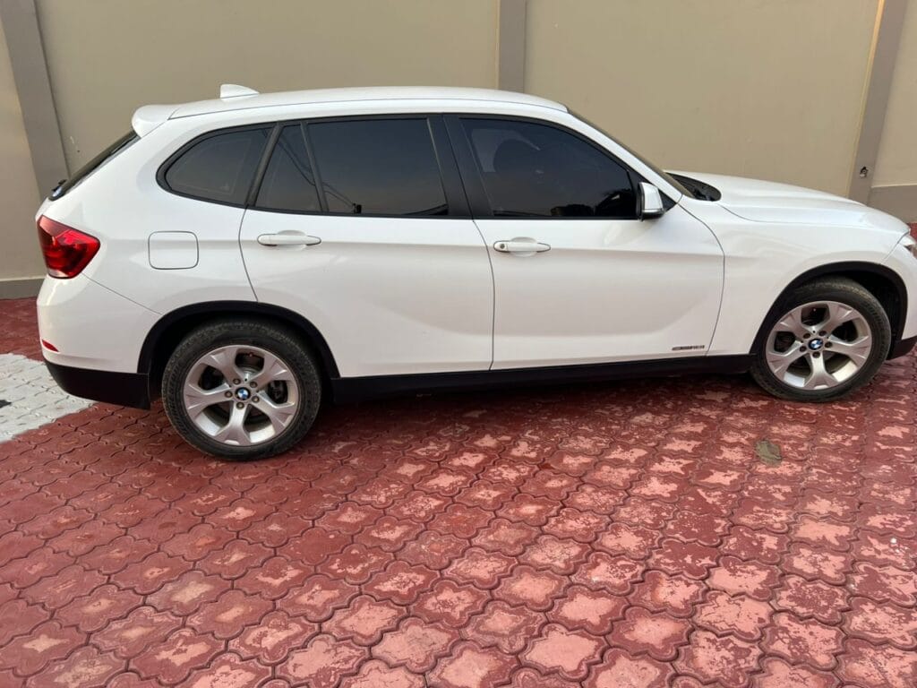BMW X1 bei poa sokoni Dar es salaam Tanzania
