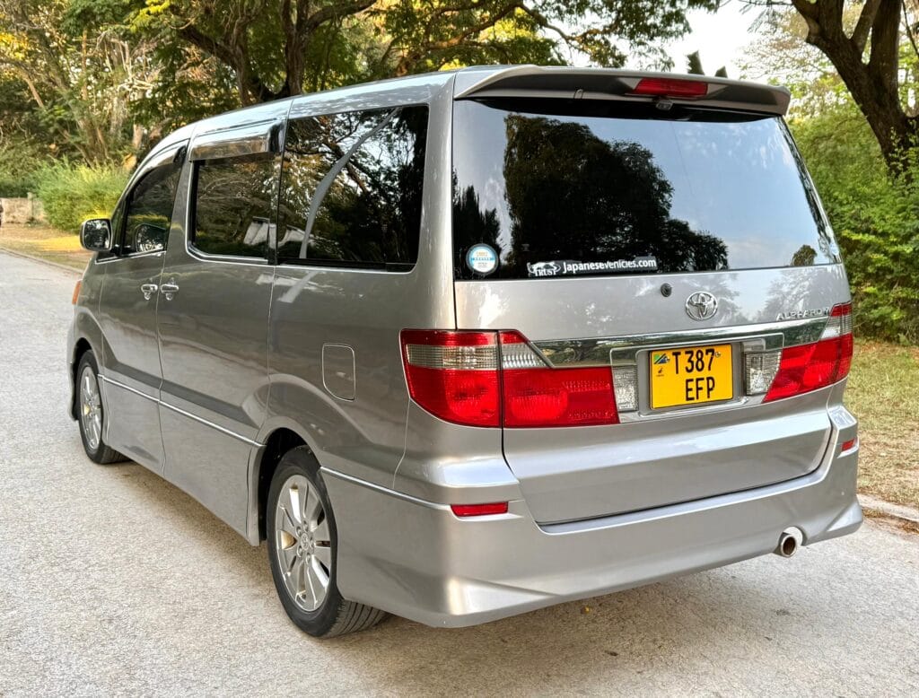 Price Of Toyota Alphard 2004 for Sale in Tanzania