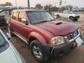 Price of Used Nissan Navara 2004 for Sale in Simiyu Tanzania