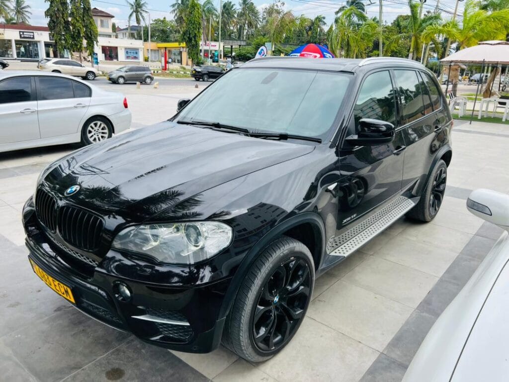 Bei ya BMW X5 2012 Sokoni Dar es salaam Tanzania