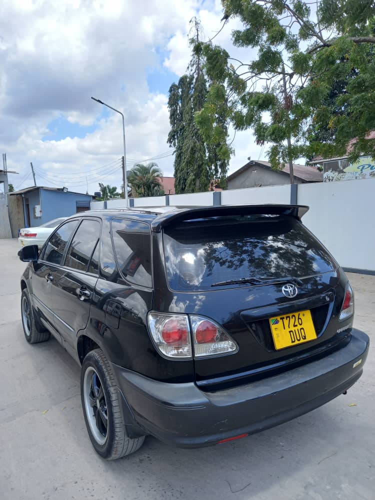 Magari Harrier 2003 lipo Arusha