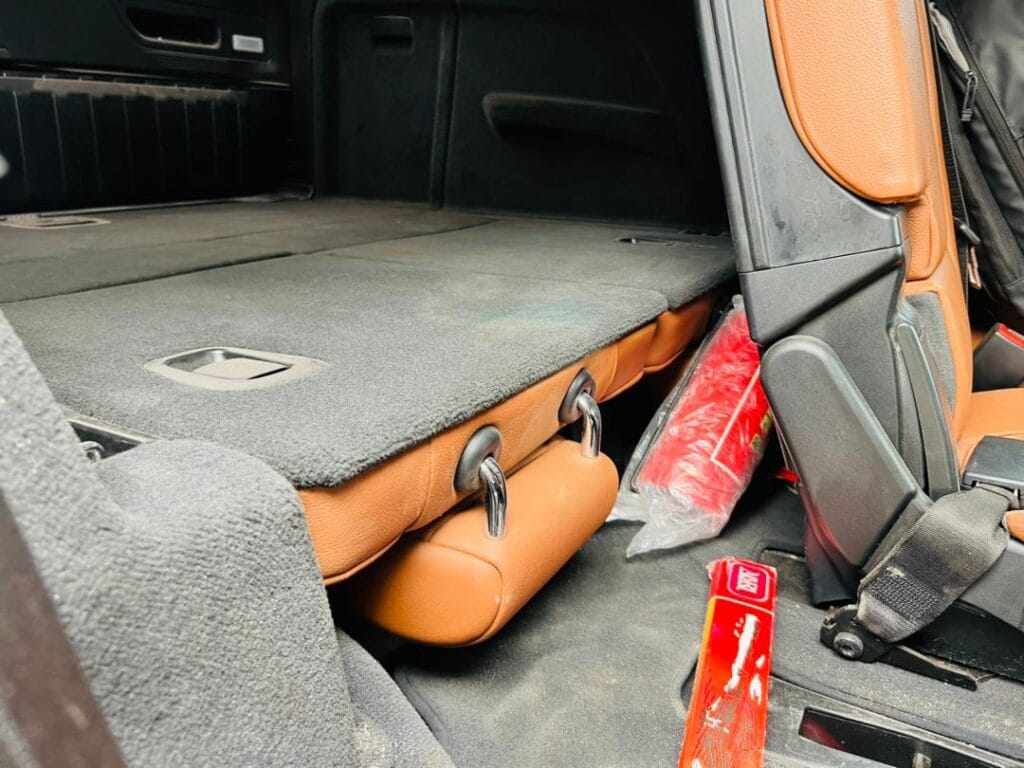 Magari Sokoni BMW X5 ya Bei Poa 2012